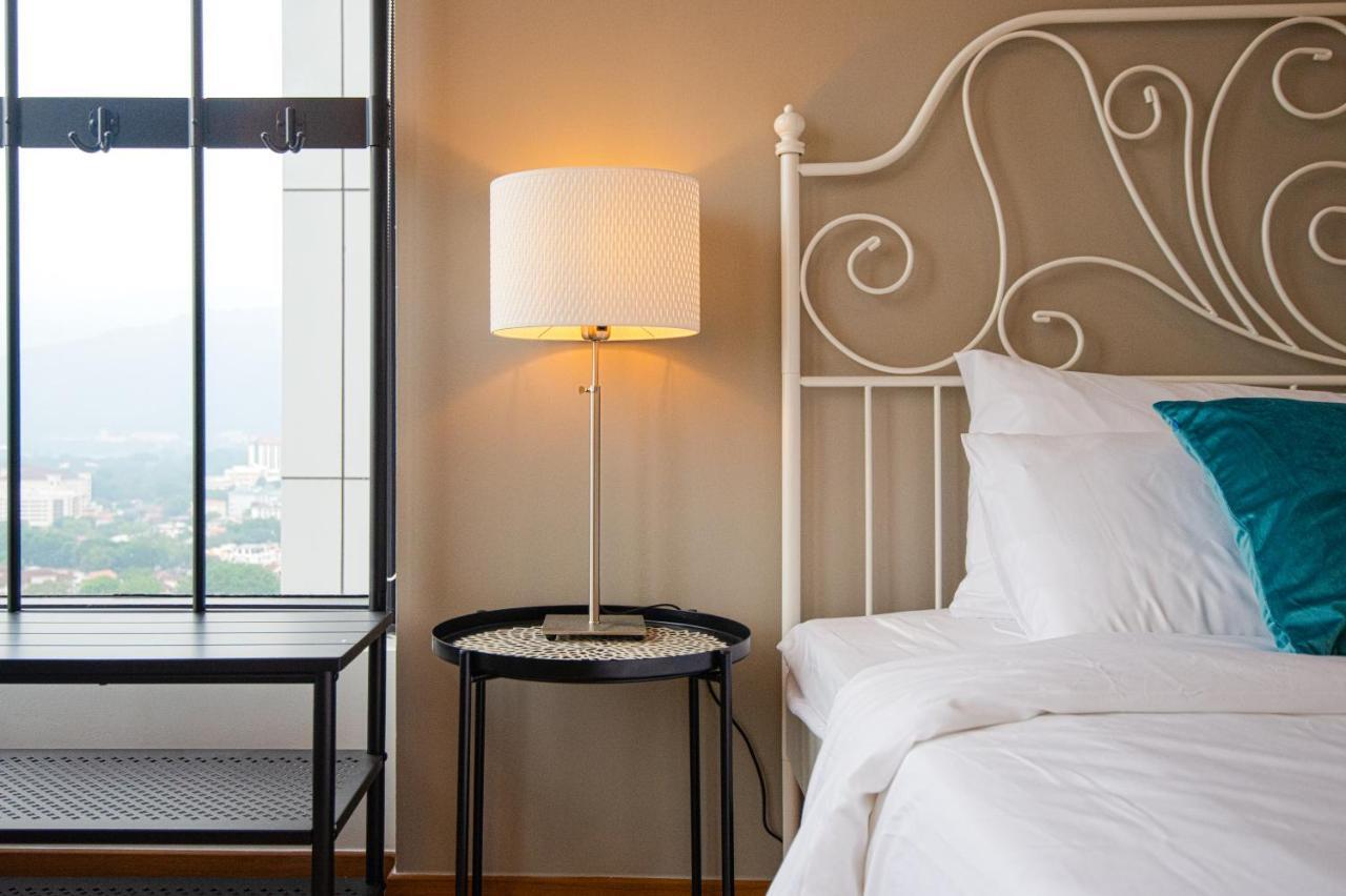 Casa Orient @ Macalister 218 ❈中路218东方之家 3Br 8Pax Apartment George Town Bagian luar foto